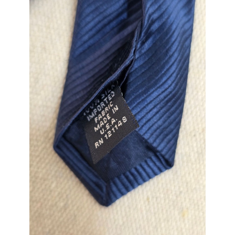 Tommy Hilfiger Mens Silk Tie Red Navy Blue White Striped Rep Necktie USA Made - Picture 4 of 7